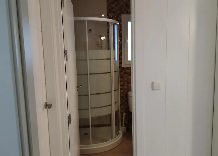 卡耶塔诺公寓 * 龙达