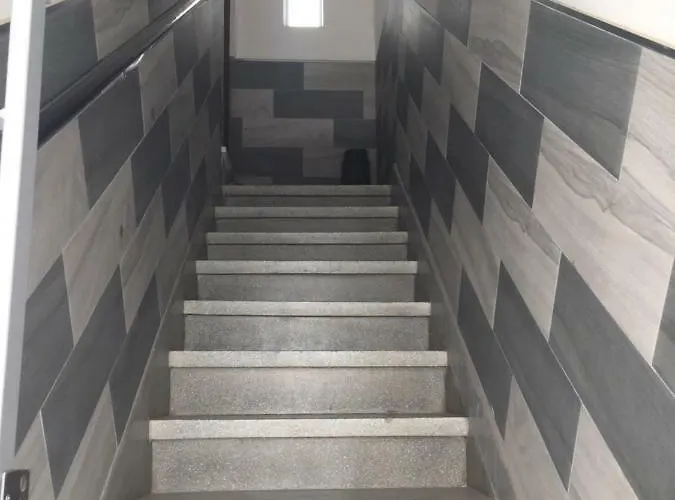 卡耶塔诺公寓 公寓 龙达